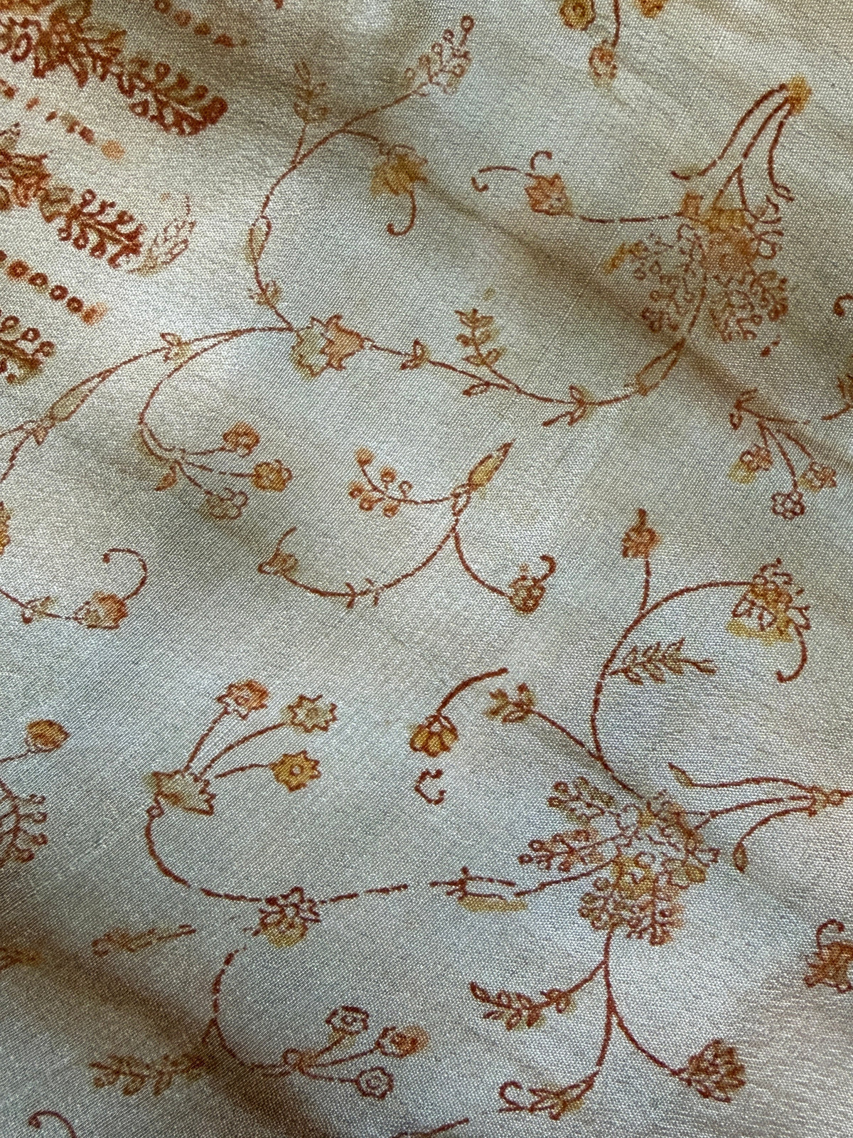 Pollution textile et l'upcycling comme solution pour une mode durable Yayavara Creation
