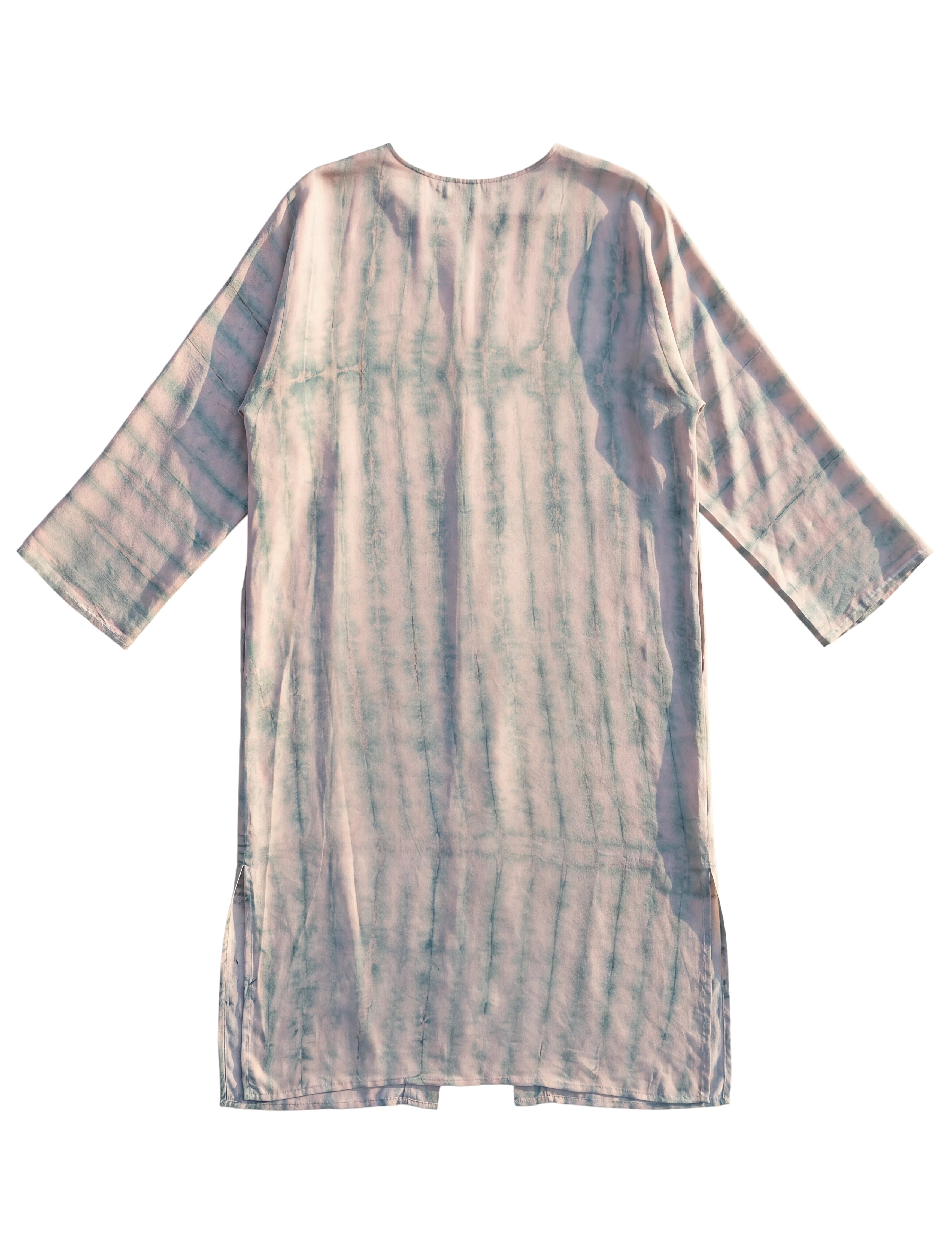 Flatlay Backside The Eternal kimono