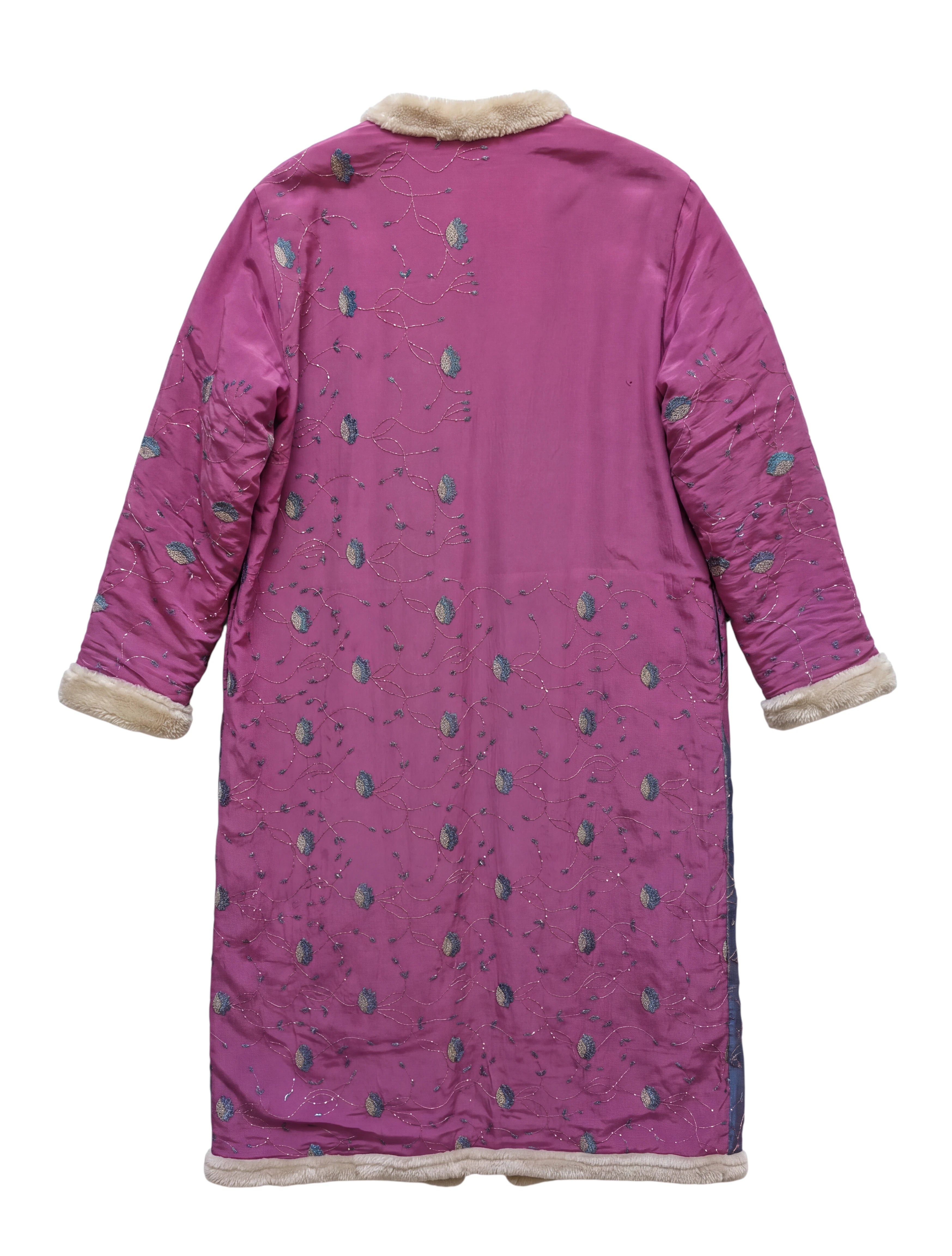 Flatlay backside The Magical natural silk coat Yayavara Creation