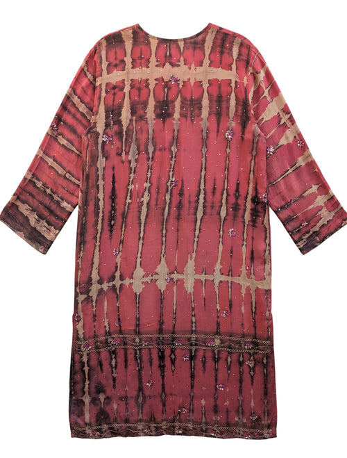 Flatlay backside fuchsia pink The Eternal handmade embroideries long sleeves kimono