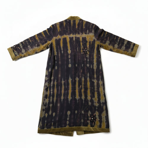 Flatlay backside The Ceremonial Sanctum handmade embroidery and cotton velvet khaki green lining