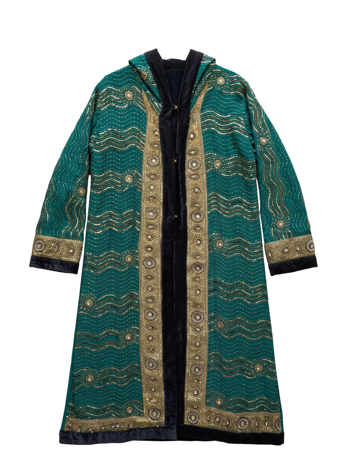 The Ritual · The Hooded Vow · Boho chic silk kimono in natural fibers, upcycling of a vintage Indian sari