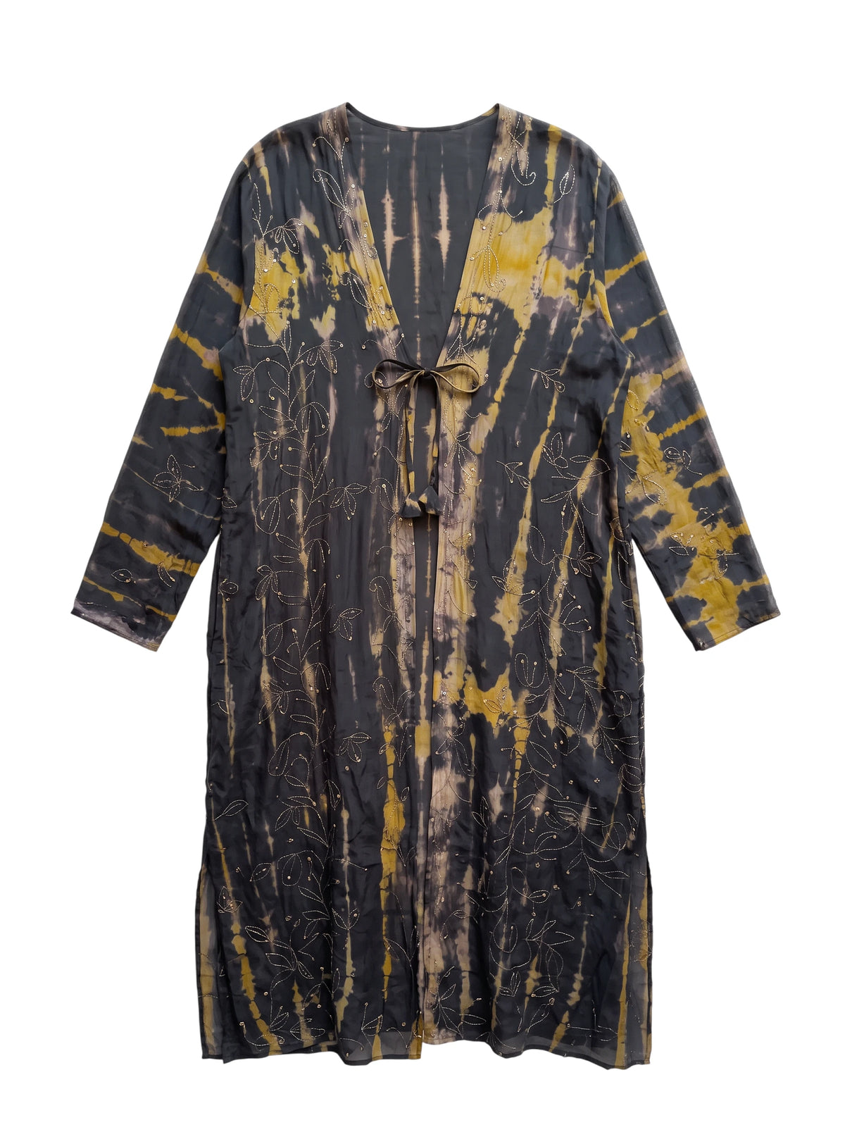 The Eternal · The Witness · Sustainable fashion piece cut from a vintage Indian sari in pure silk