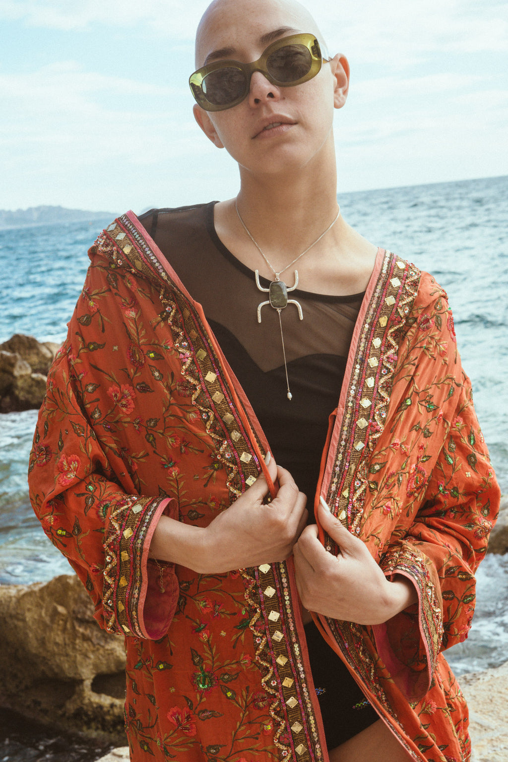 Flowers queen silk embroidered jacket