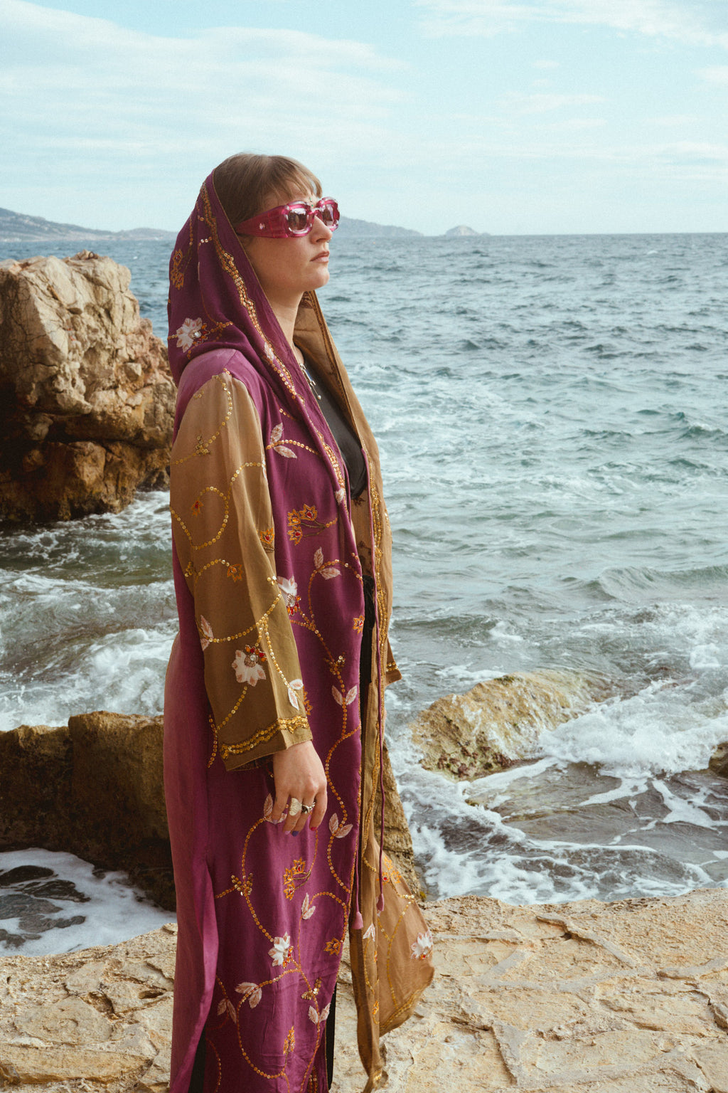 Mystic flower hooded silk jacket embroidery