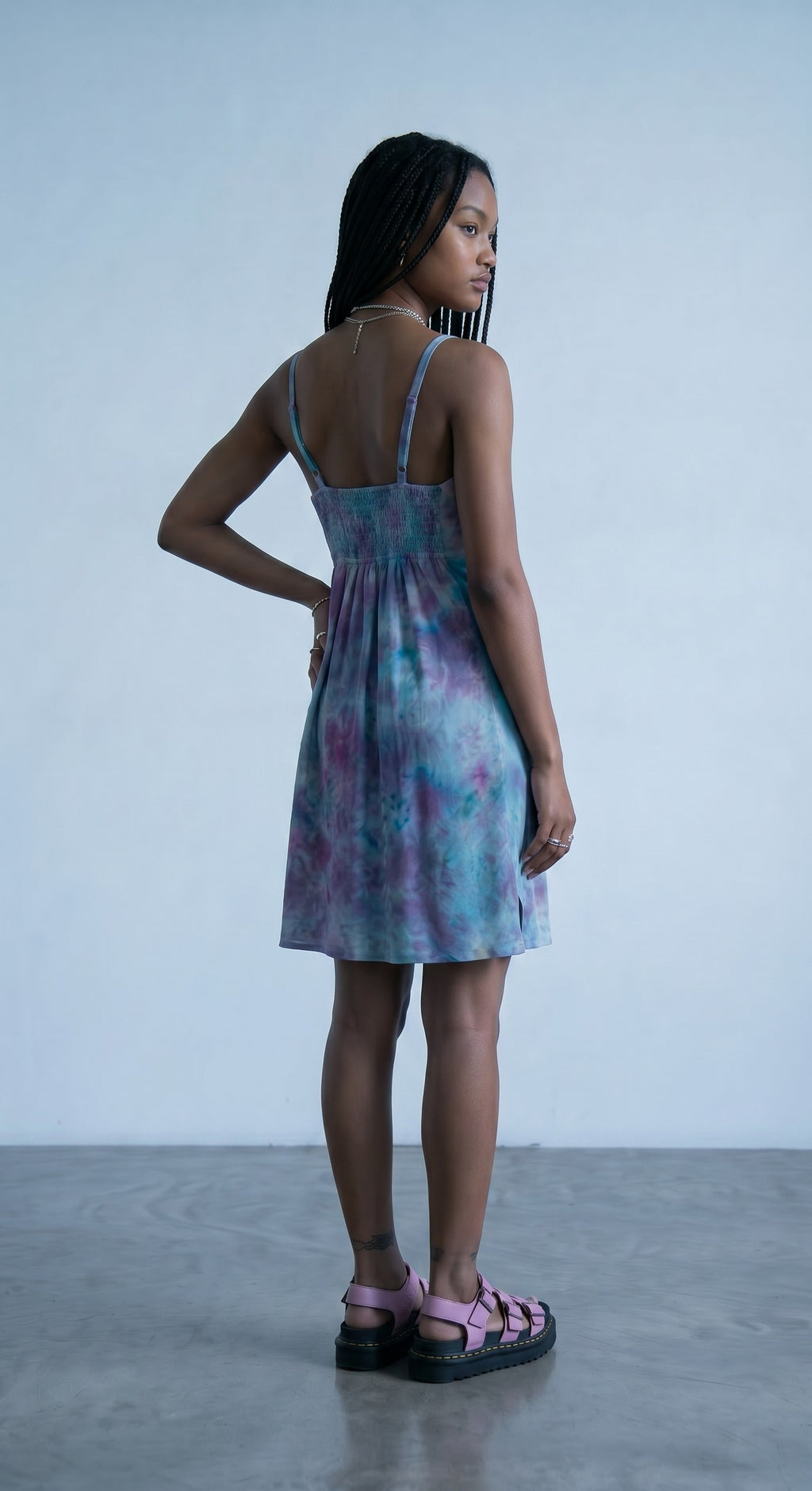 Short dress in 100% natural vintage silk upcycled from an Indian sari Handmade in Rajasthan One of a kind, one size