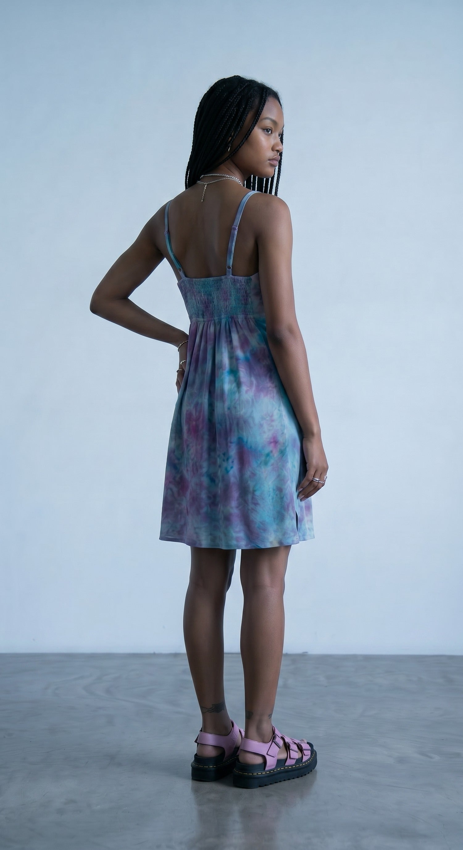 Short dress in 100% natural vintage silk upcycled from an Indian sari Handmade in Rajasthan One of a kind, one size