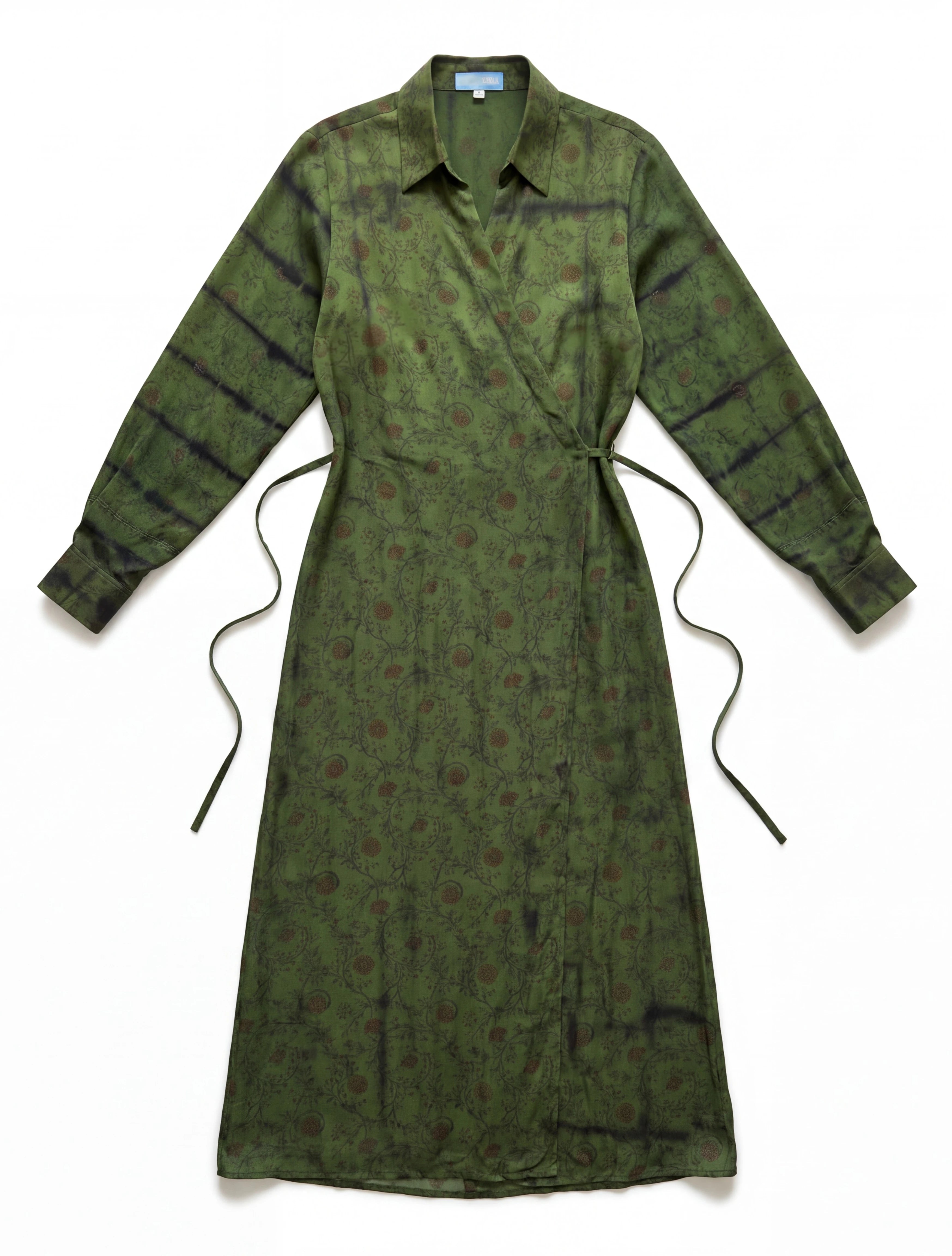 The Freedom robe portefeuille fluide et confortable facile à porter en toute occasion crêpe de soie naturelle avec imprimés floraux couleurs vert khaki
