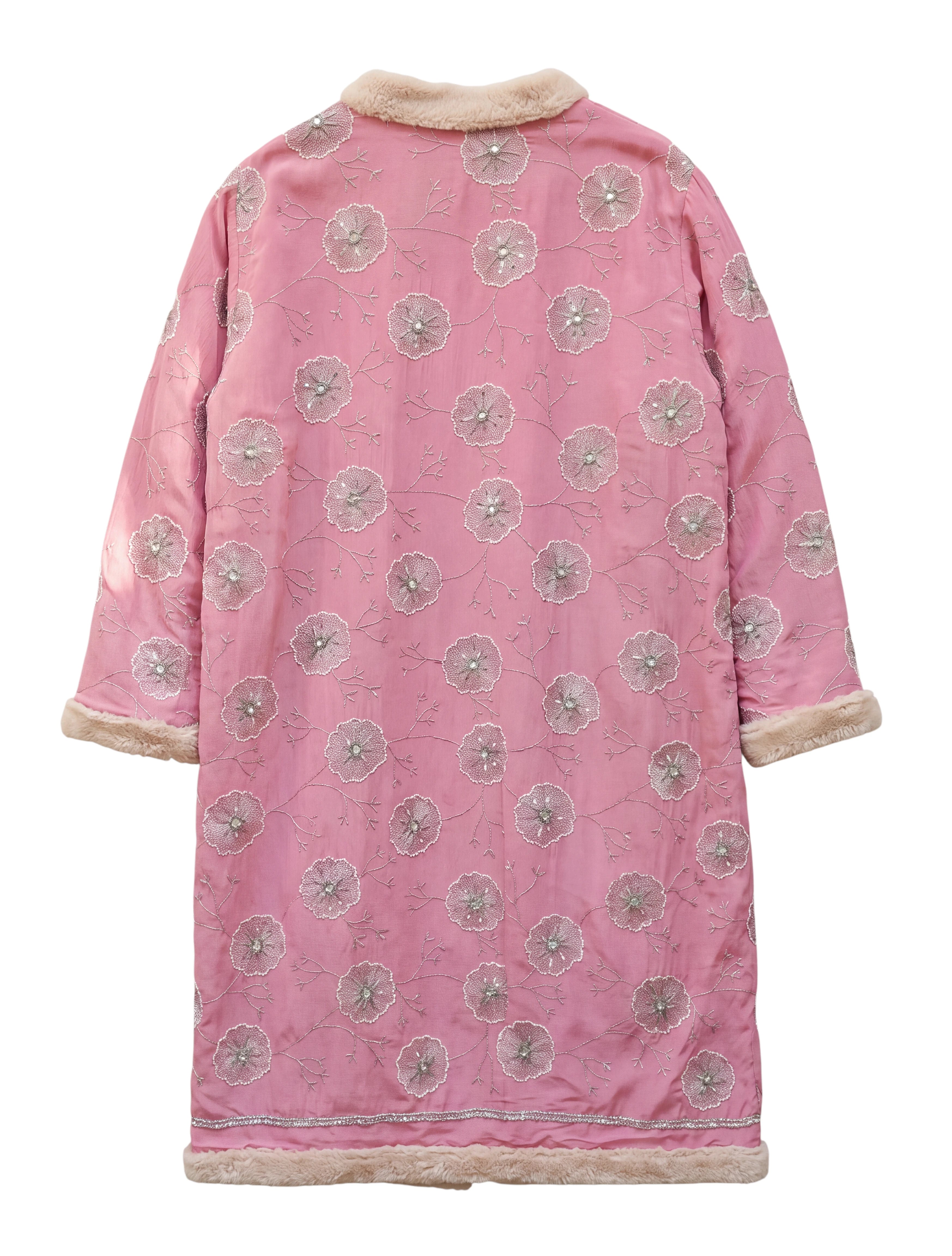 The Magical backside long sleeves fur lining coat embroidered Yayavara Creation