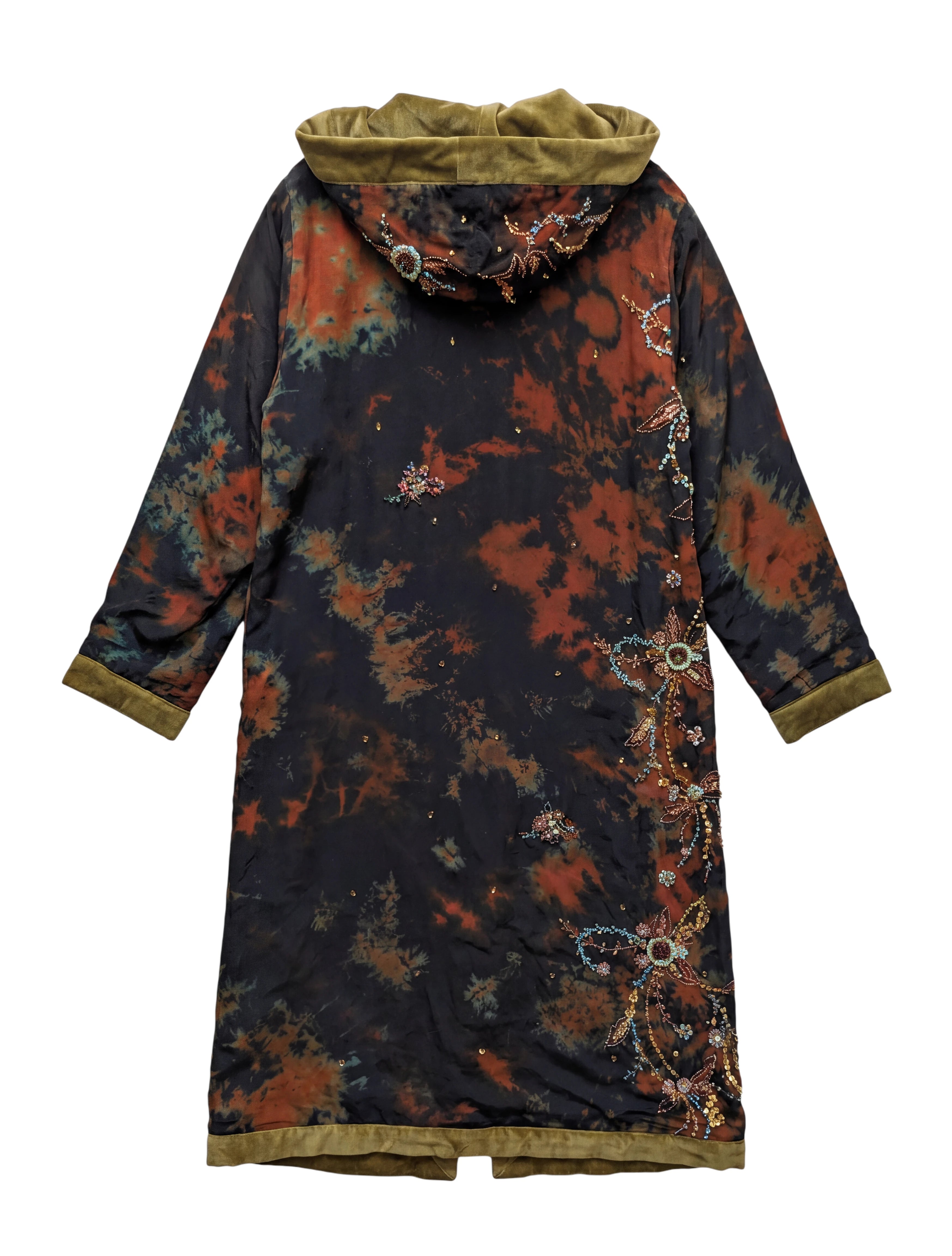 The Ritual a one of a kind piece of garment vintage silk embroidery unisex collection sustainable fashion Yayavara Creation