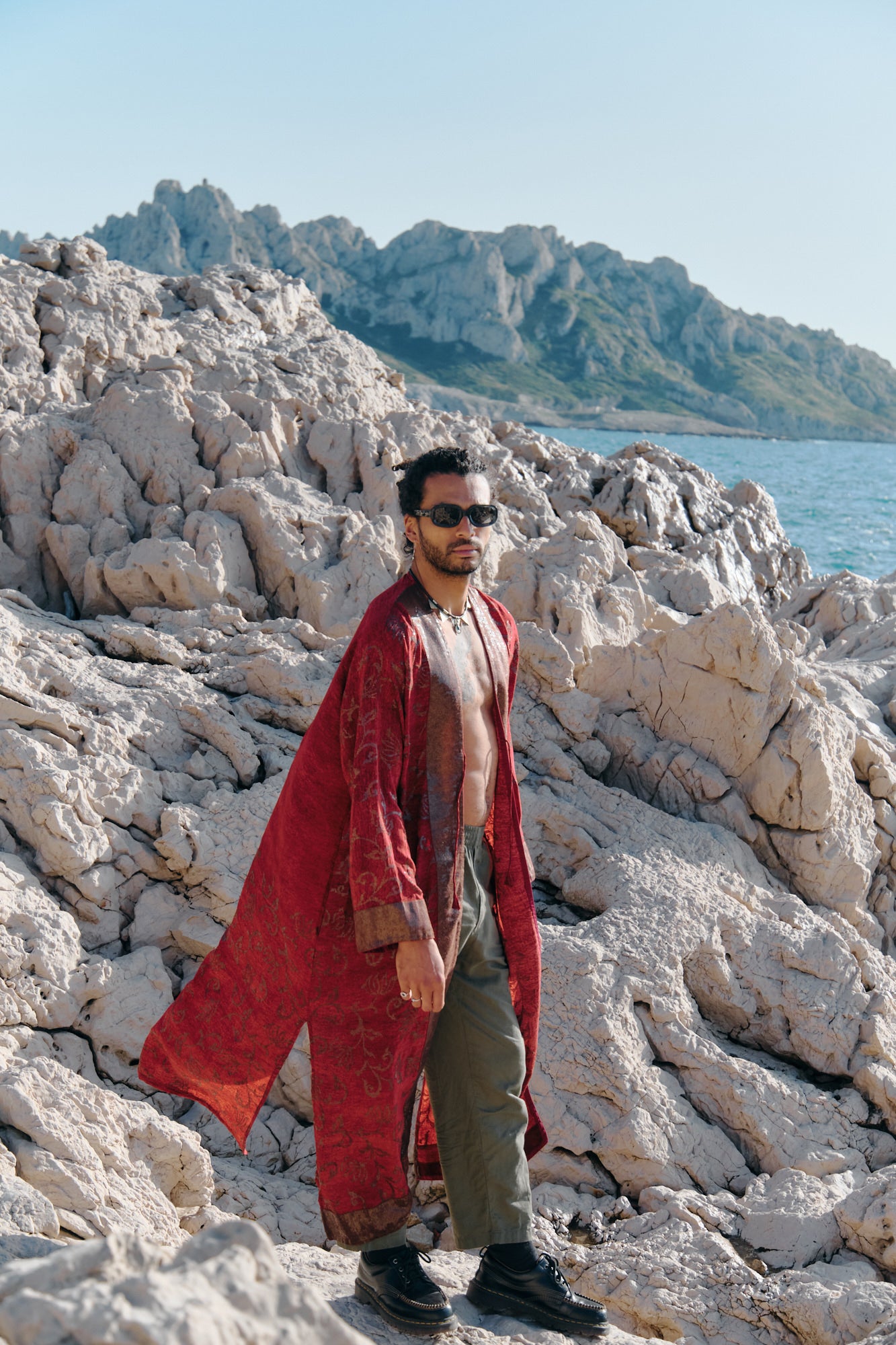 Yayavara Creation Red Sun upcycled unisex fluid kimono red and embroidery