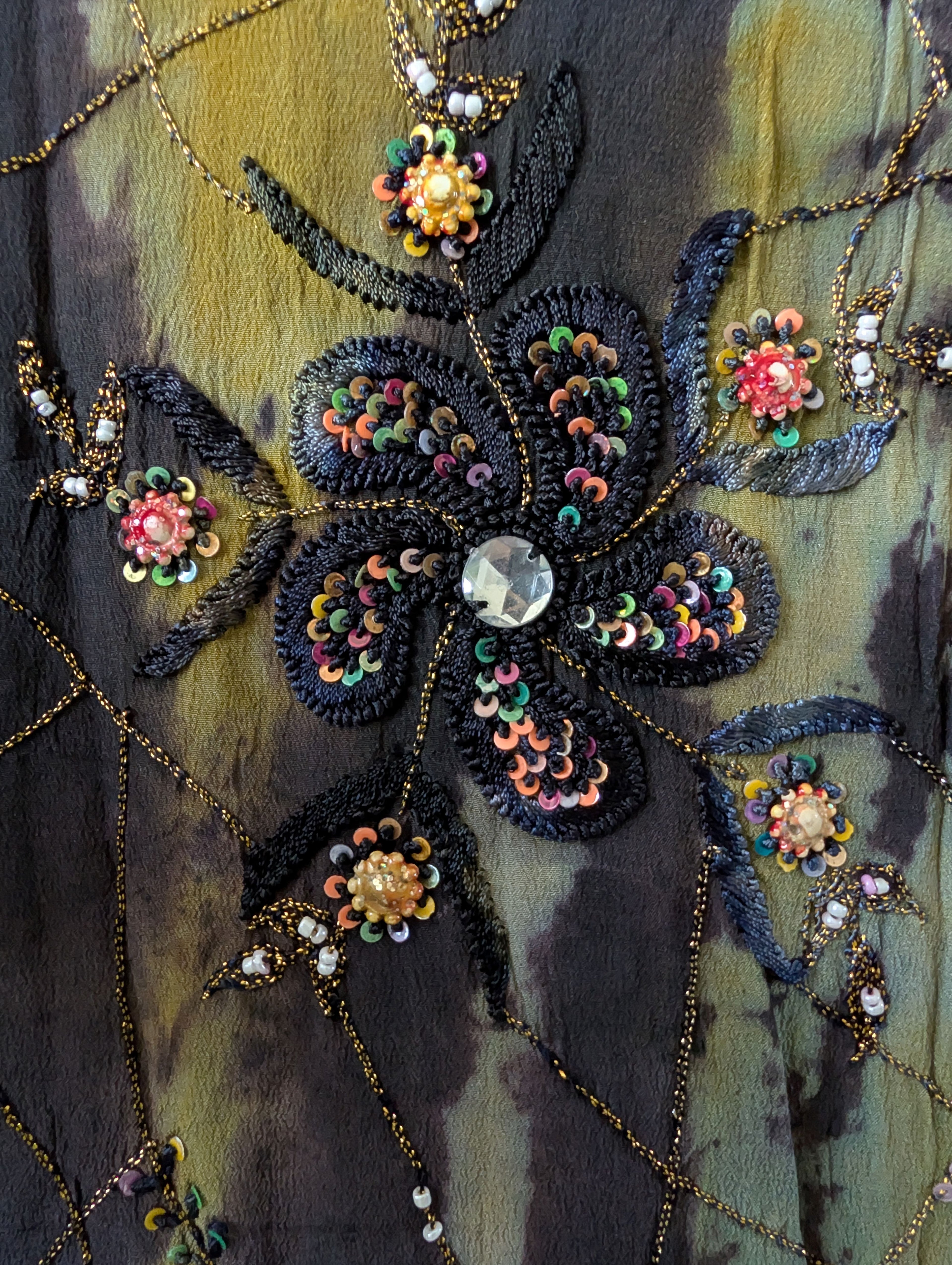 The Ceremonial Zoom broderies modèle The Sanctum